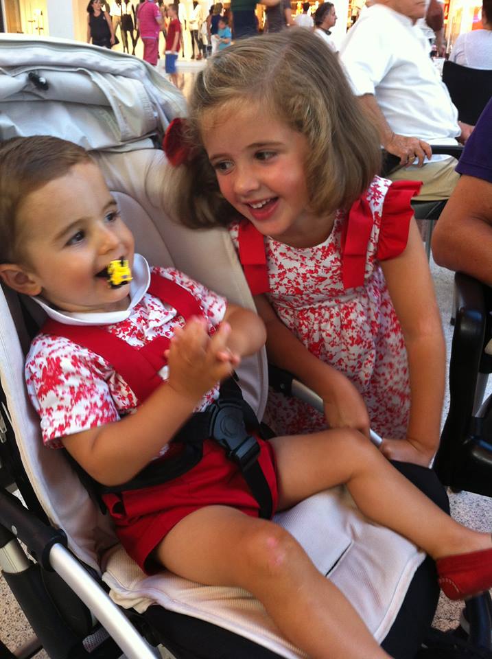 1473953_684022328296325_1180259937_n