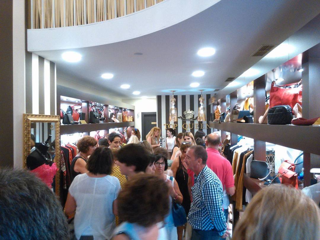 14273564_1290306137647827_1915386973_o